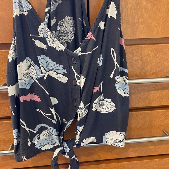 RVCA crop cami top - Picture 2 of 4